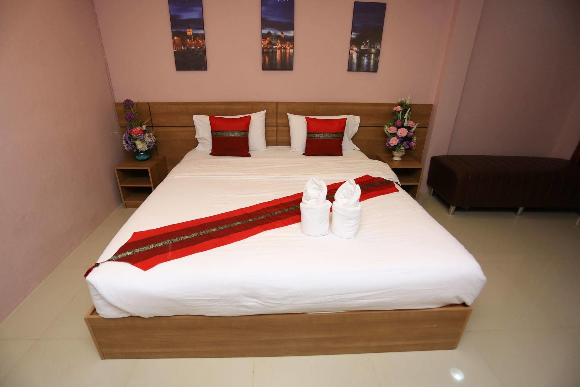 Airbest Gemtree Lampang Hotel Buitenkant foto