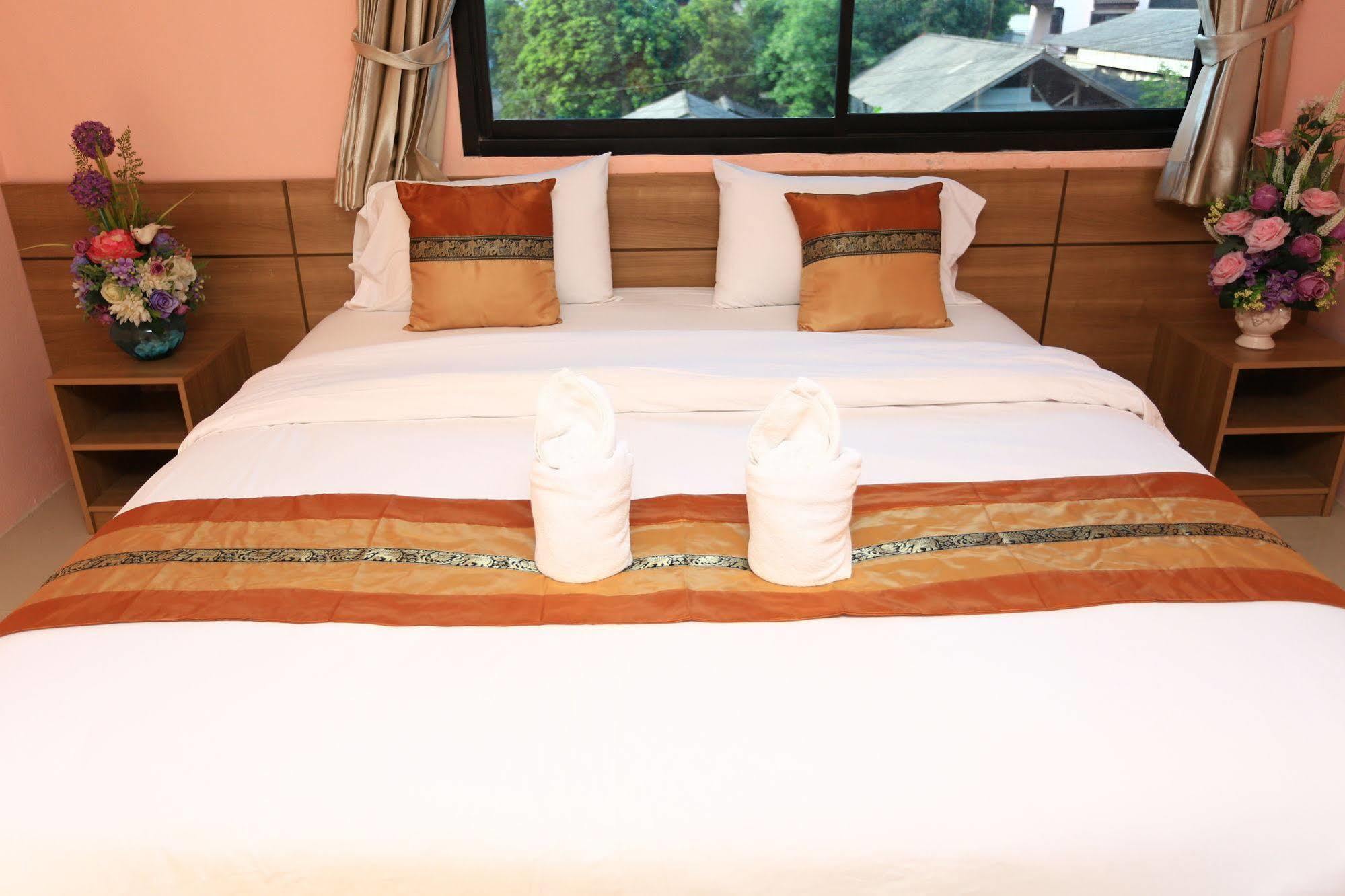 Airbest Gemtree Lampang Hotel Buitenkant foto